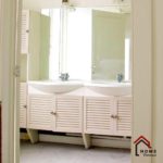 Salle de bain de l'appartement F1 à louer à Liège