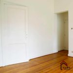 Salon de l'appartement F2 à Liege